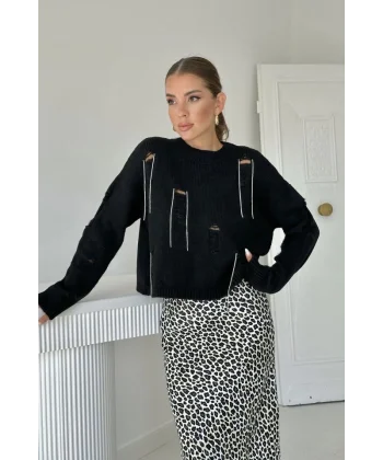 Siyah Faça Ve Zincirli Triko Kazak
