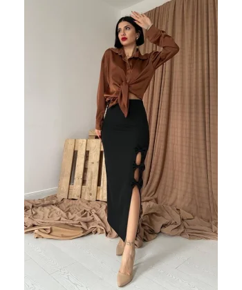 Siyah Fiyonk Detaylı Etek