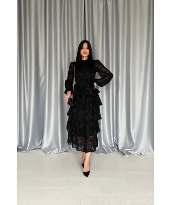 Siyah Valonlu Şeritli Kat Kat Elbise