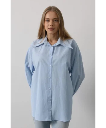 Taşlı Sivri Yaka Gömlek - Bebe Mavisi