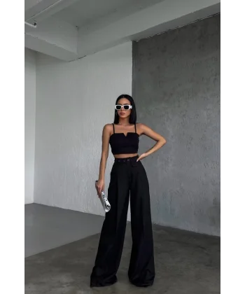 Üç Düğme Detayli Palazzo Pantolon