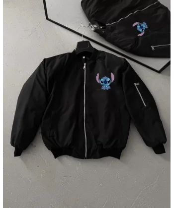 Unisex Siyah Bomber Ceket – Fermuarlı, Cepli, Kapitone Astarlı, Sevimli Stitch Baskılı Günlük Rahat Mont - Siyah