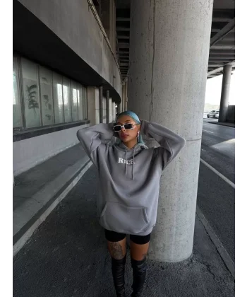 Uzun Kol Kapüşonlu Göğüs Baskılı SweatShirt - Gri