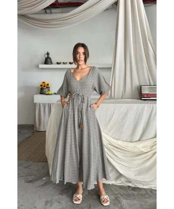 V YAKA BEL BONCUK BAĞLAMALI MÜSLİN ELBİSE YIRTMAÇ DETAYLI - Gri