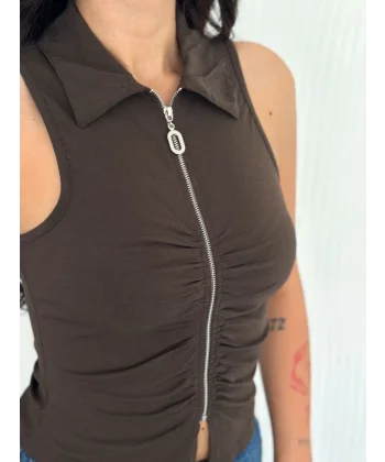 Yakalı Tam Fermuarlı Kolsuz Bluz - Kahverengi