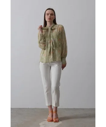 Yakası Fularlı Şifon Gömlek - Fıstık Yeşili