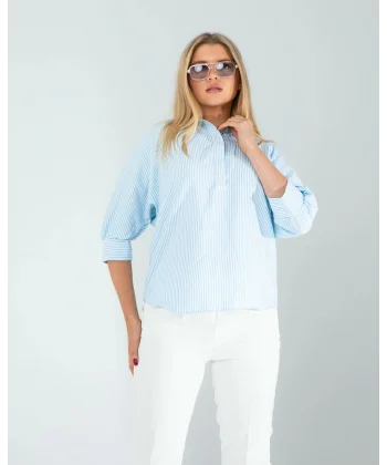 Yarım Düğme Mavi Çizgili Beyaz Gömlek