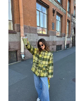 Yeşil Düğmeli Ekoseli Kaban