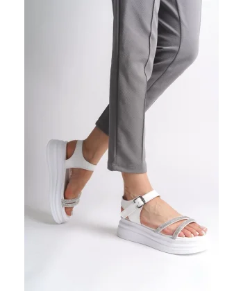 ZLOHE Kalın Tokalı Taşlı Şeritli Ortopedik Taban Kadın Sandalet CBT - Beyaz
