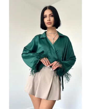 Zümrüt Kolları Tüylü aten Crop