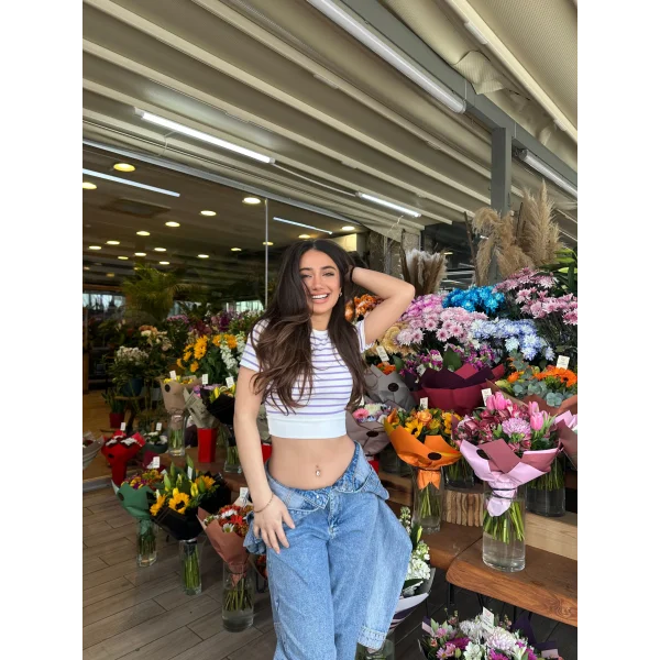 Mor Çizgili Manşet Detay T-Shirt