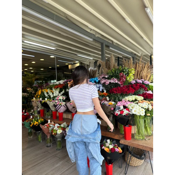 Mor Çizgili Manşet Detay T-Shirt