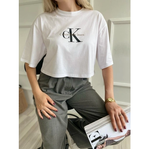 Kadın Oversize Crop Tişört Beyaz