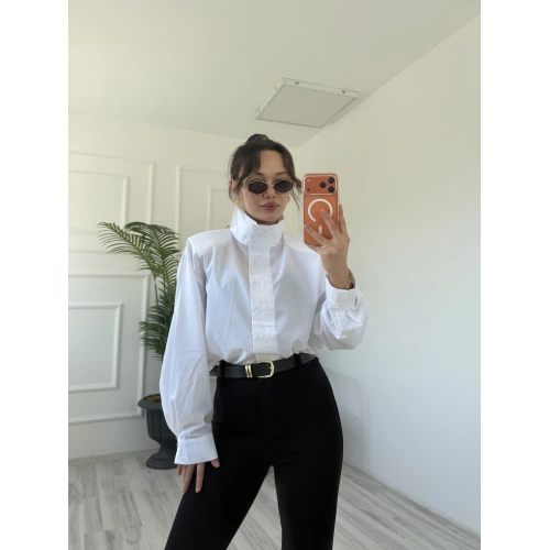 Kadın Oversize Dik Yaka Gömlek Beyaz