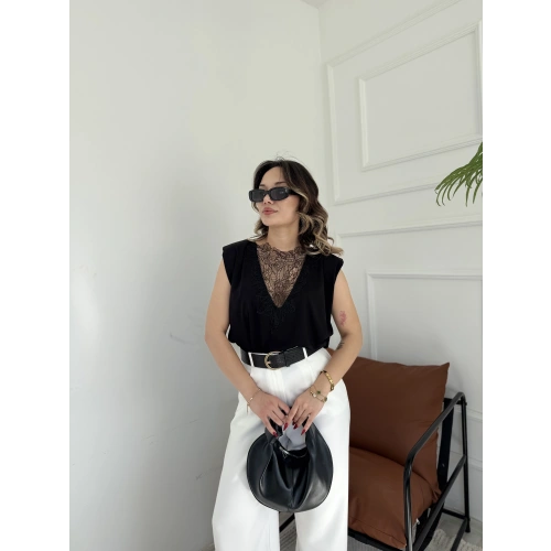 Kadın Arkası Dantel Detaylı Basic Tshirt Siyah