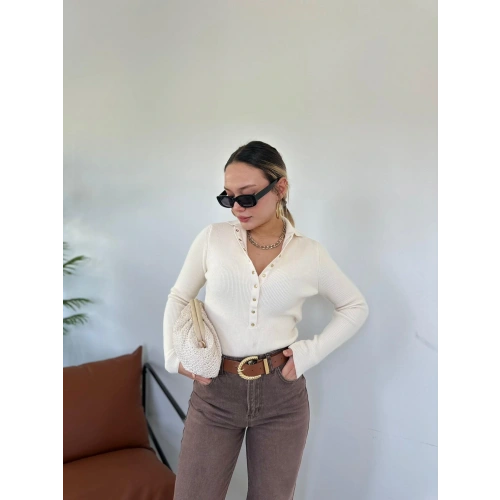 Kadın Çıtçıt Detaylı Kazak Krem