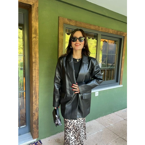 Kadın Kruvaze Yaka Çift Düğmeli Deri Ceket Siyah