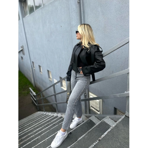 Kadın Taş Detaylı Jean