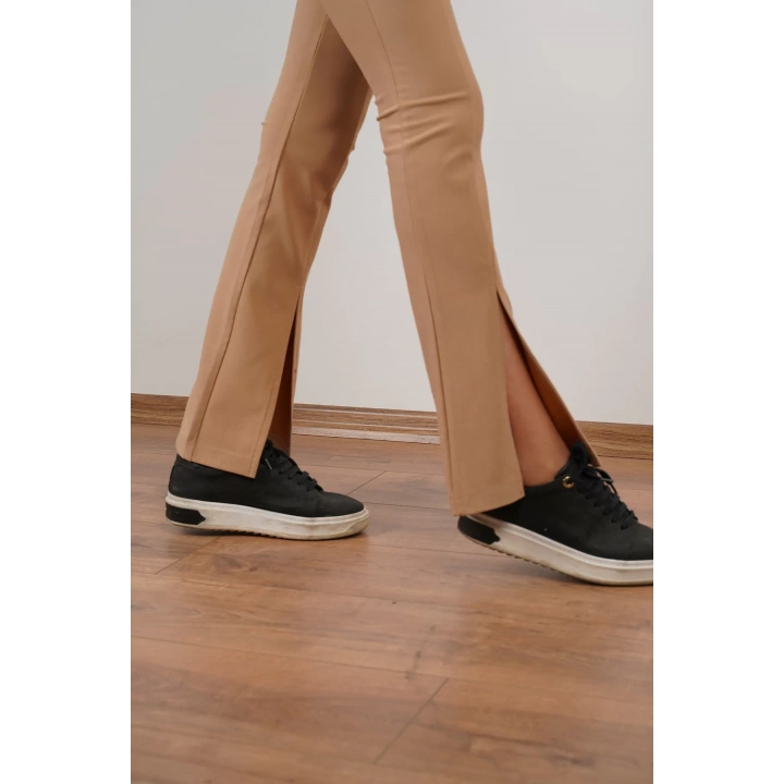 Kadın Paçası Yırtmaçlı Yüksek Bel Pantolon Camel
