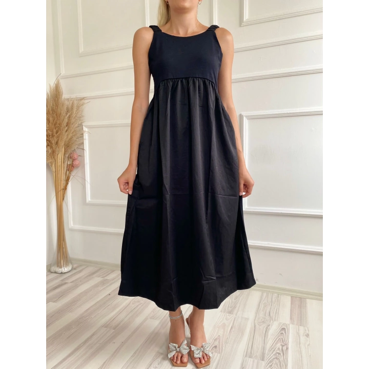 Kadın Kare Yaka Uzun Elbise Siyah