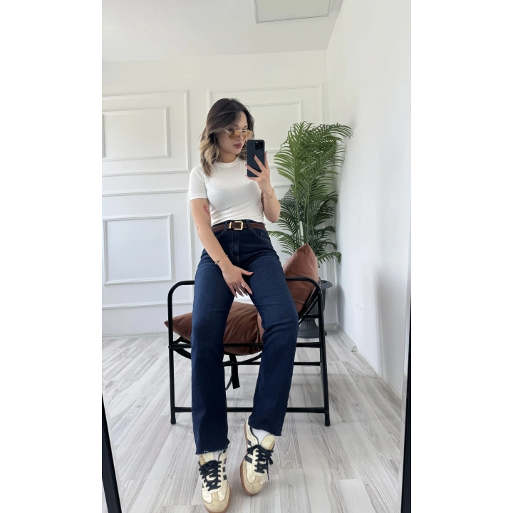 Kadın Kesik Paça Boyfit Lacivert