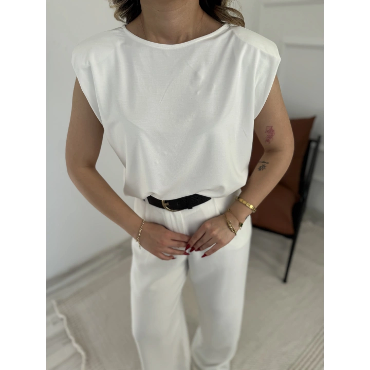 Kadın Arkası Dantel Detaylı Basic Tshirt Ekru