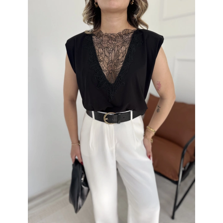 Kadın Arkası Dantel Detaylı Basic Tshirt Siyah