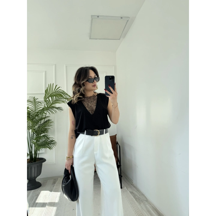 Kadın Arkası Dantel Detaylı Basic Tshirt Siyah