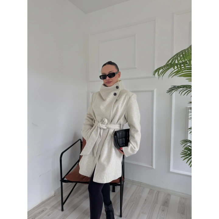 Kadın Bej Kuşaklı Kısa Kaşe Kaban