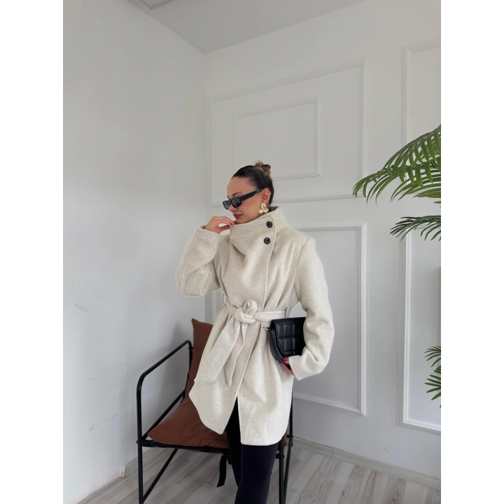 Kadın Bej Kuşaklı Kısa Kaşe Kaban