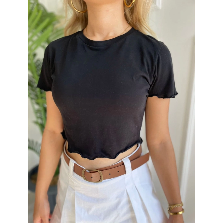 Kadın Büzgü Detaylı Crop Siyah Tshirt