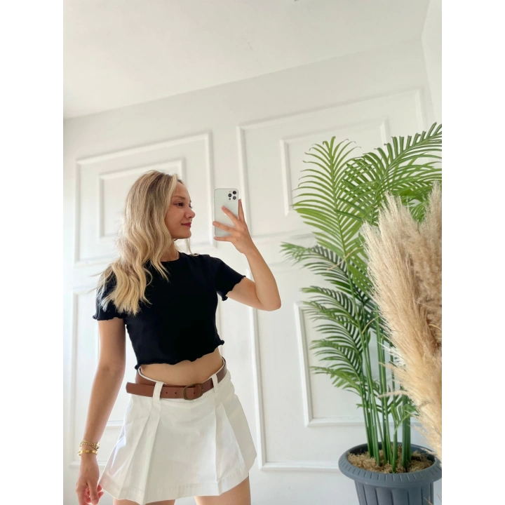 Kadın Büzgü Detaylı Crop Siyah Tshirt