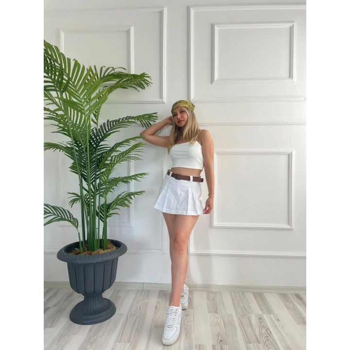 Kadın Etek Detaylı Şort Ekru