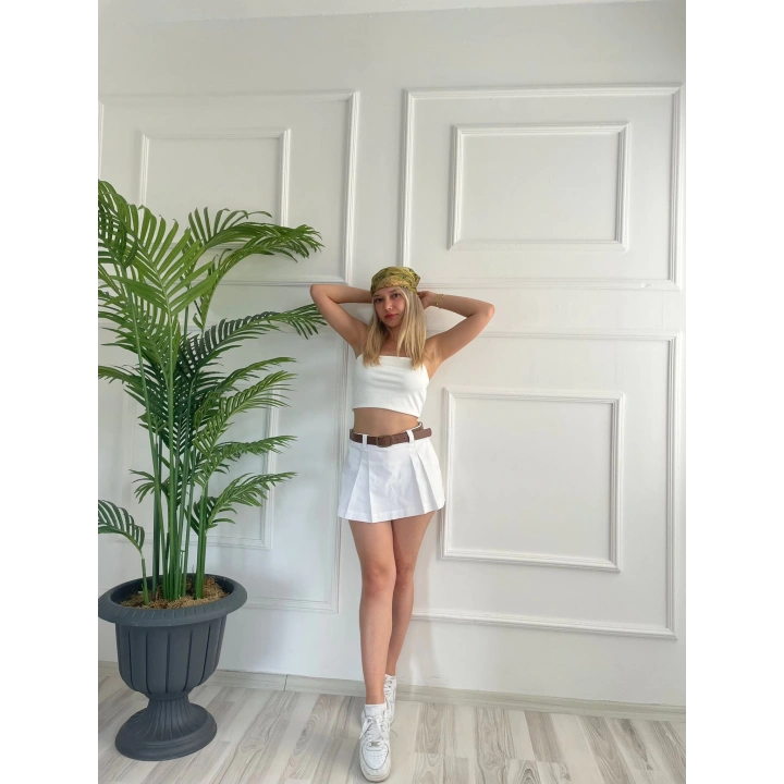 Kadın Etek Detaylı Şort Ekru