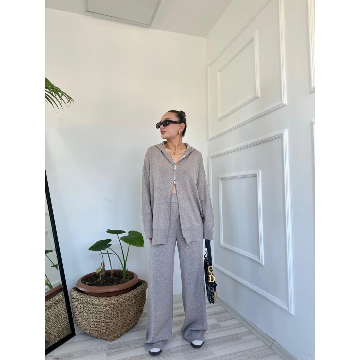 Kadın Fermuarlı Pantolon Triko Takım Bej