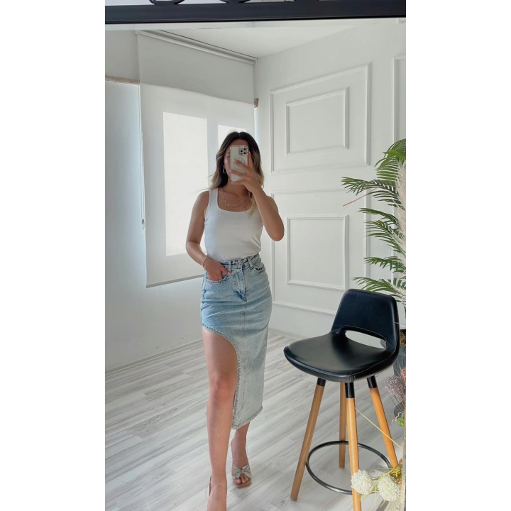 Kadın Kare Yaka Atlet Beyaz