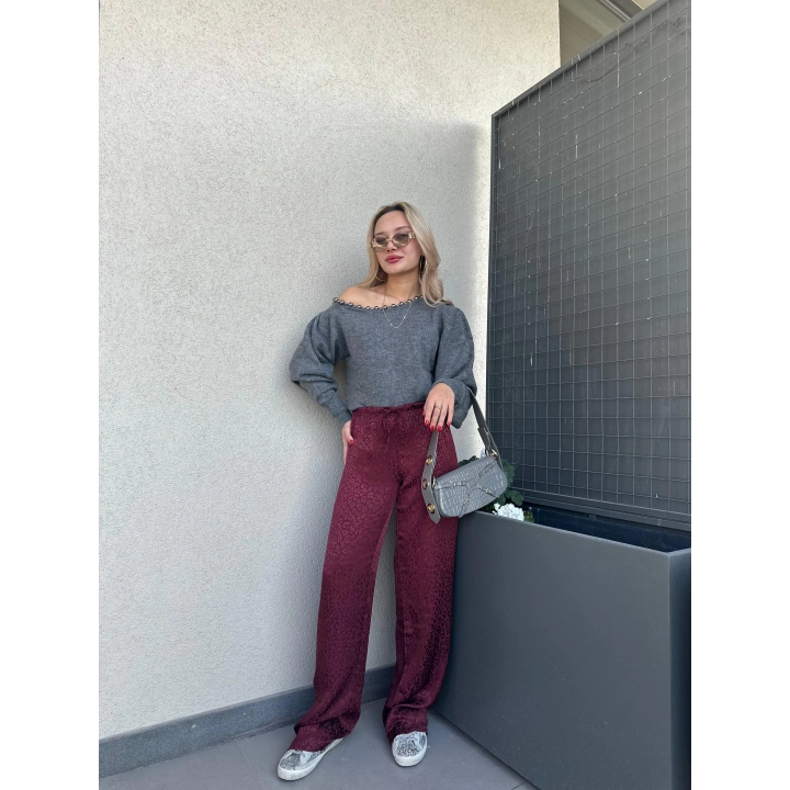 Kadın Kayık Yaka Boncuk Detaylı Kazak Gri