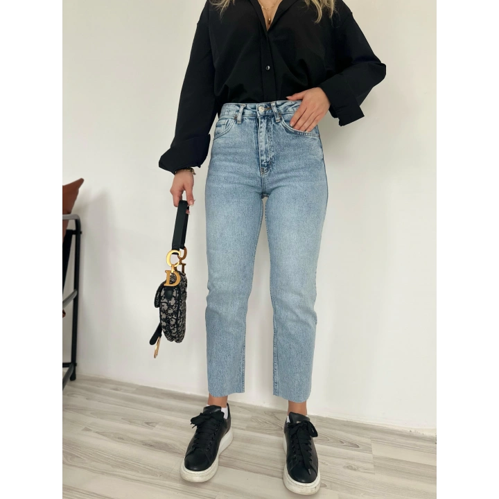 Kadın Kesik Paça Boyfit Jean Mavi