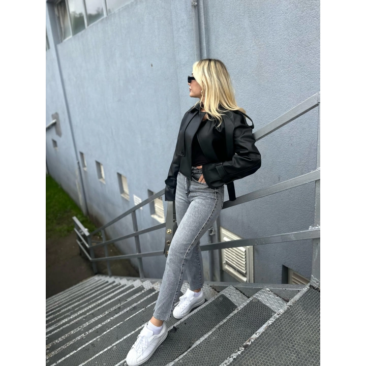 Kadın Taş Detaylı Jean