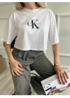 Kadın Oversize Crop Tişört Beyaz