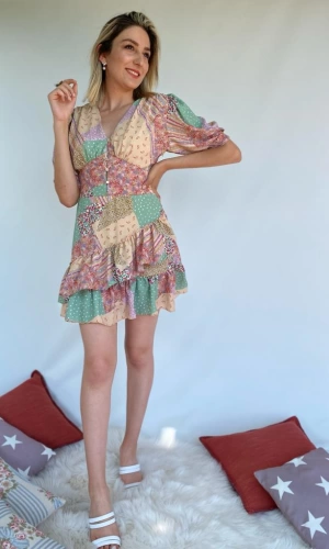 Eteği Fırfırlı Pastel Desenli Mini Elbise