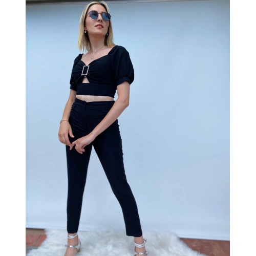 Siyah Kalem Pantolon Toka Detaylı Crop ikili Takım