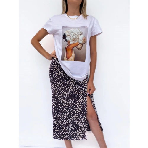 Kadın Beyaz Çiçek Baskılı Basic Beyaz Tshirt