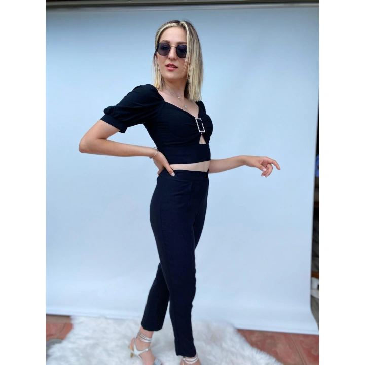 Siyah Kalem Pantolon Toka Detaylı Crop ikili Takım
