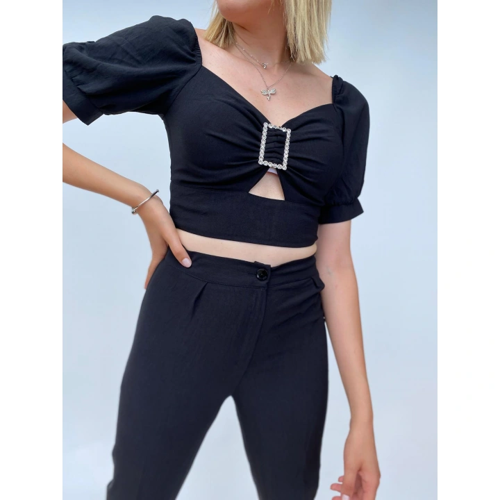 Siyah Kalem Pantolon Toka Detaylı Crop ikili Takım