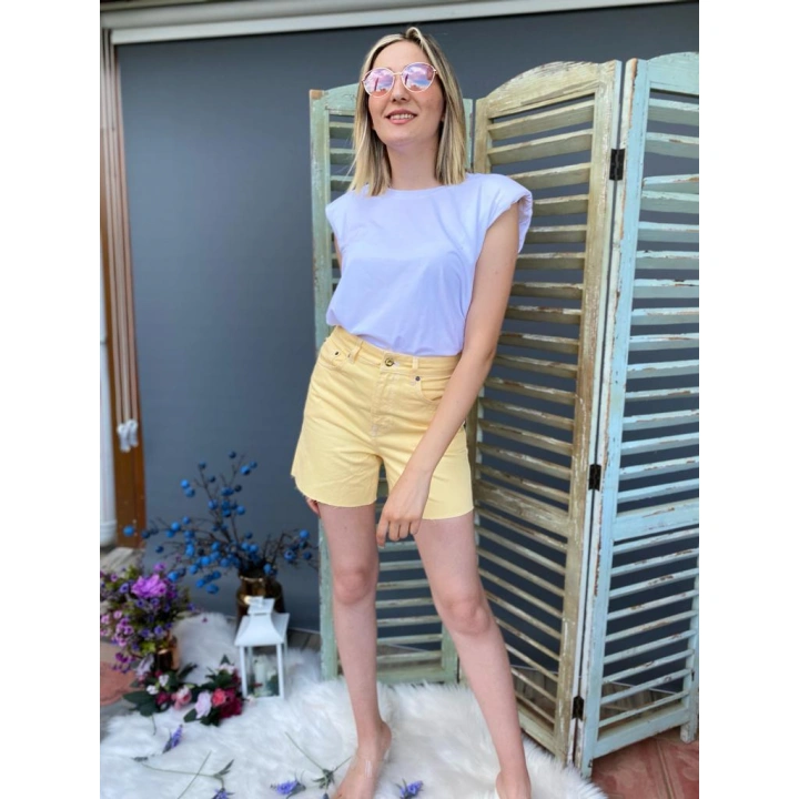 Kadın Kesik Paça Sarı Denim Şort