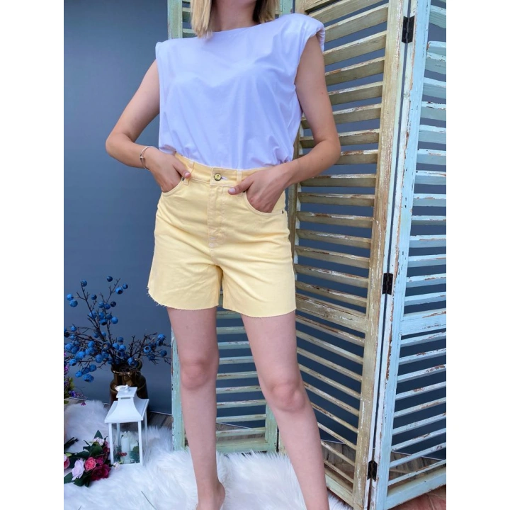 Kadın Kesik Paça Sarı Denim Şort