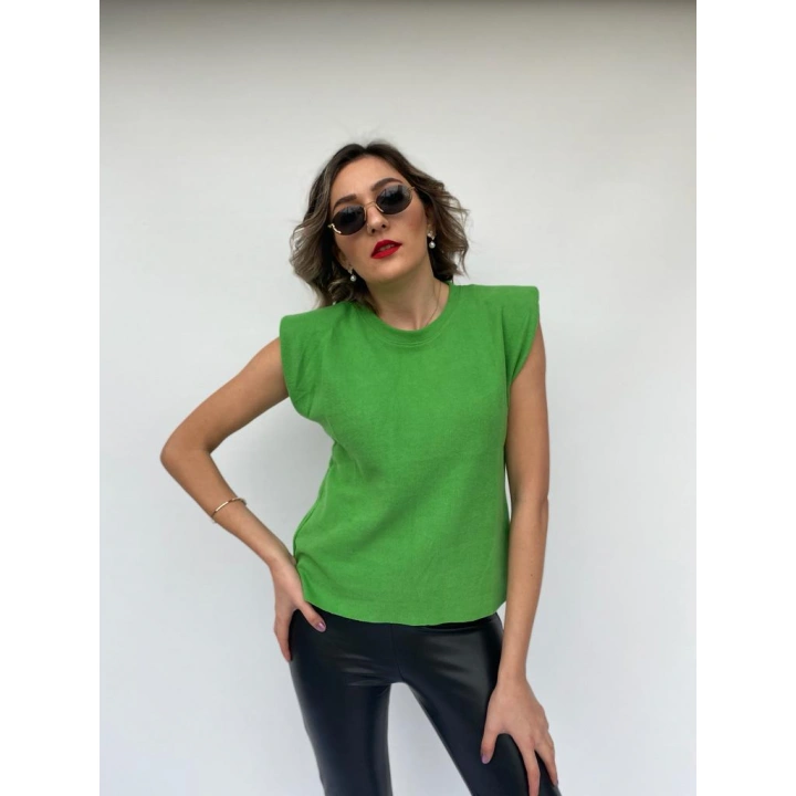 Kadın Yeşil Kolsuz Vatkalı Triko Kazak