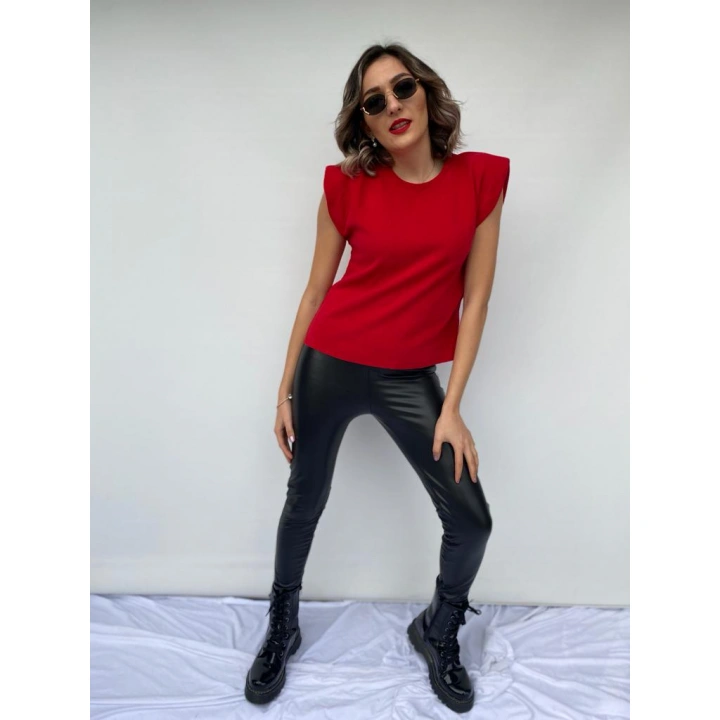 Kadın Kırmızı Kolsuz Vatkalı Triko Kazak