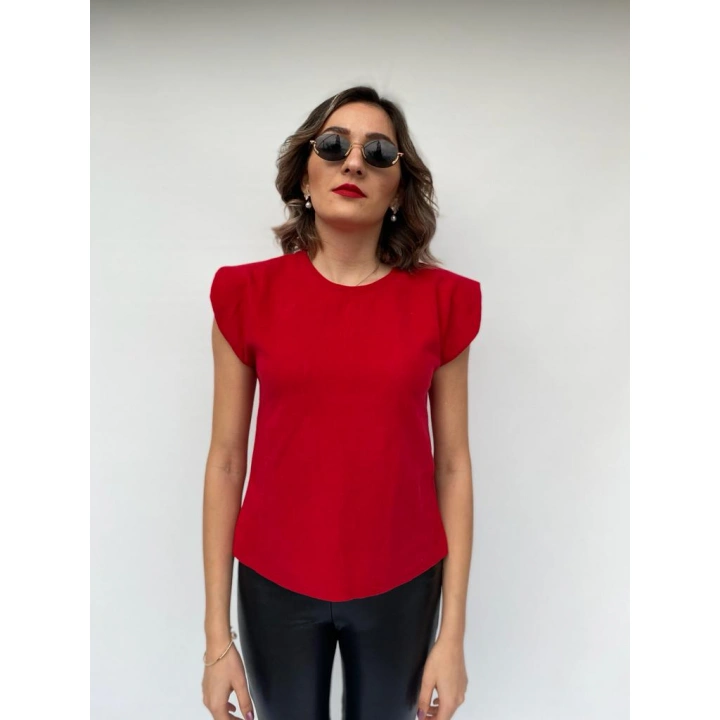 Kadın Kırmızı Kolsuz Vatkalı Triko Kazak